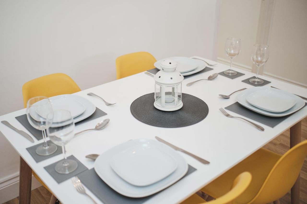 Canterbury 2 Bed Apartment Close To Town Ct1 Sleeps 6 Exterior foto